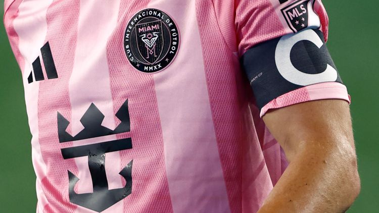 images-v3-getty-2225245711-crop-MM5DGMBQGA5DEMBQGA5G433XMU5DAORQ-GettyImages-2225245711