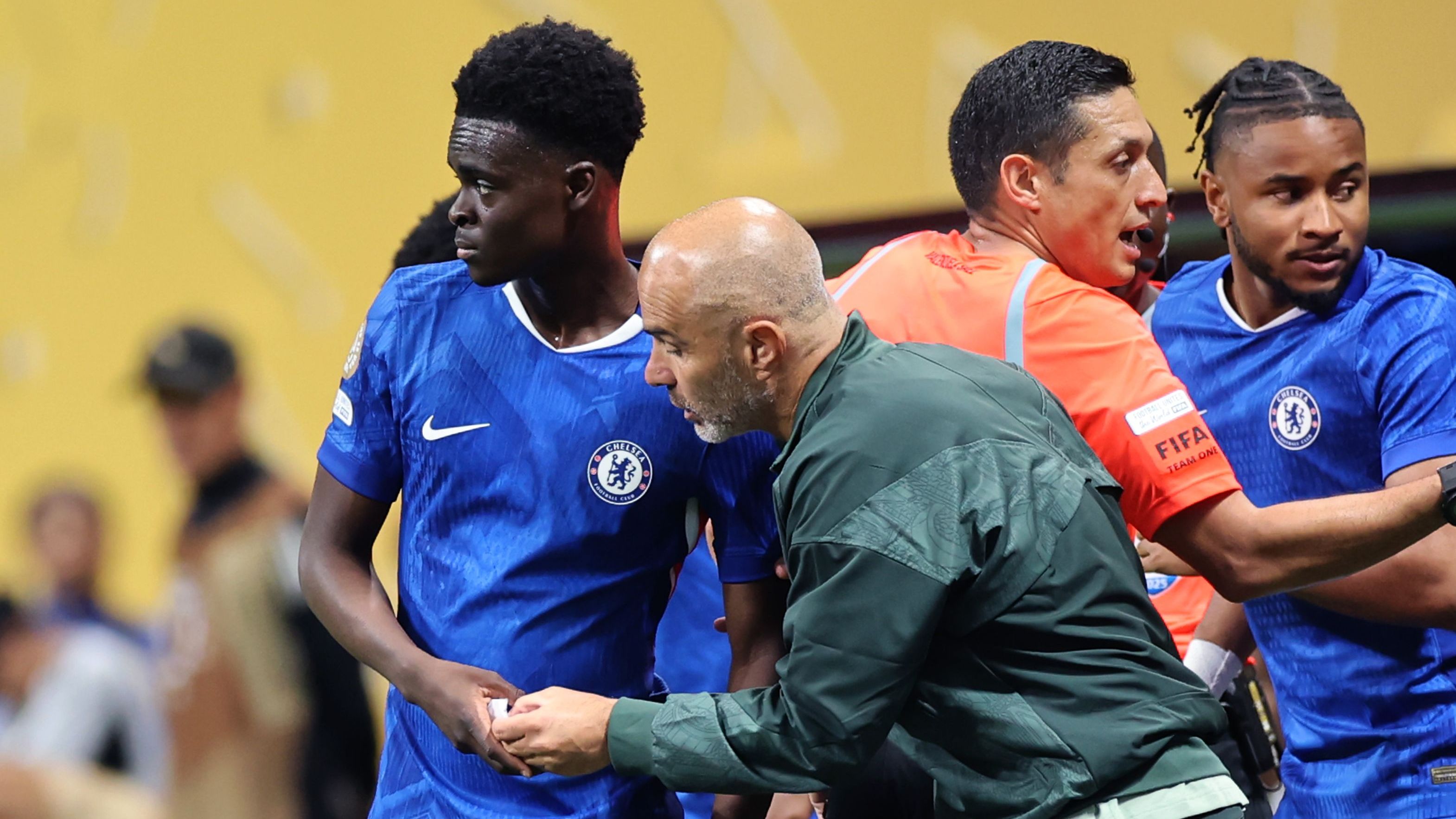 images-v3-getty-2220584832-crop-MM5DGMJUGA5DCNZWGY5G433XMU5DAORUGEZA====-GettyImages-2220584832