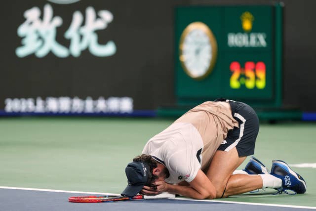 AP-2025-10-09-0d7b5ad119b24557addc2d2d6596e26c