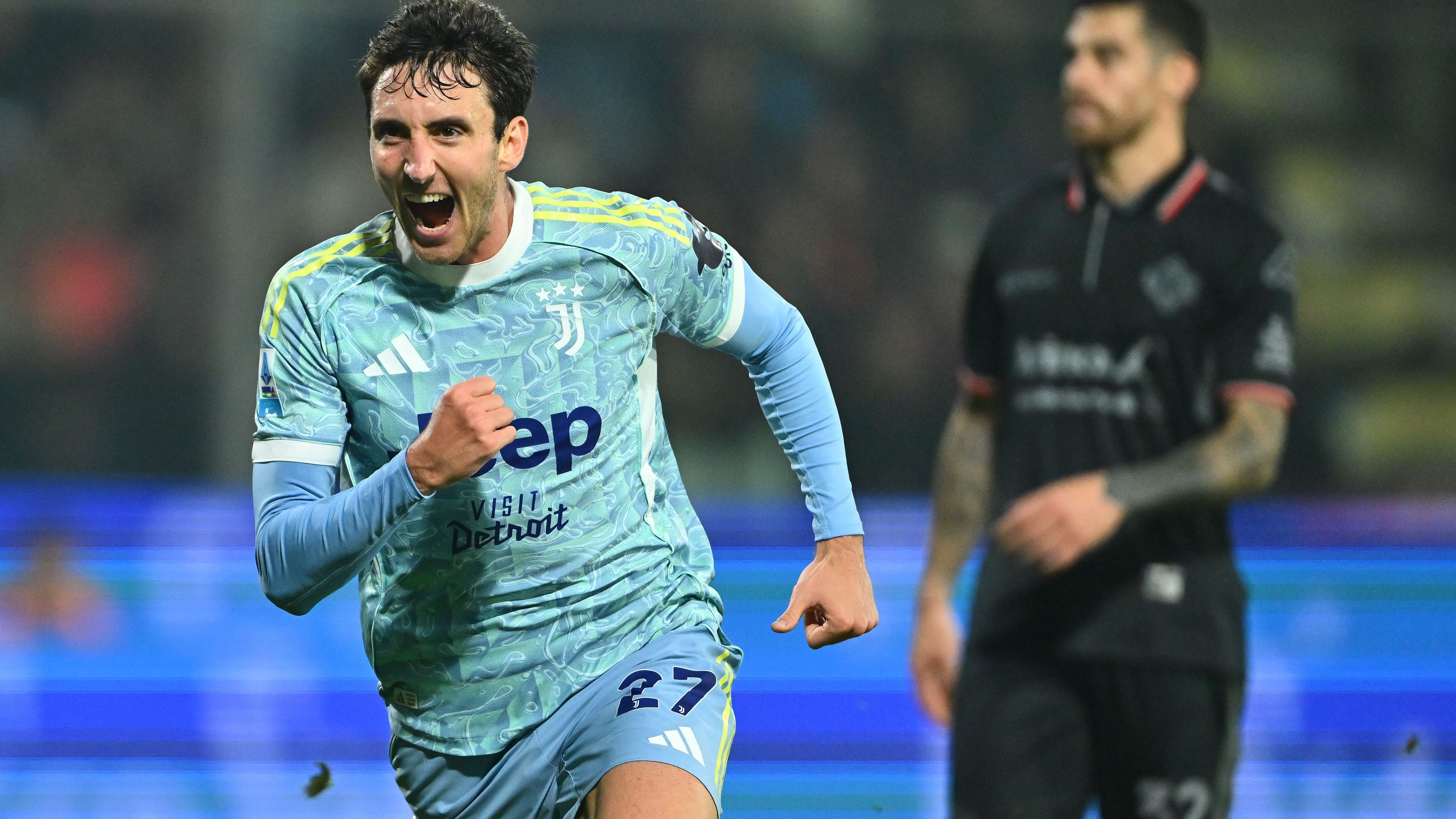 images-v3-getty-2244519332-crop-MM5DKMBQGQ5DEOBRGU5G433XMU5DAORSGYYQ====-GettyImages-2244519332