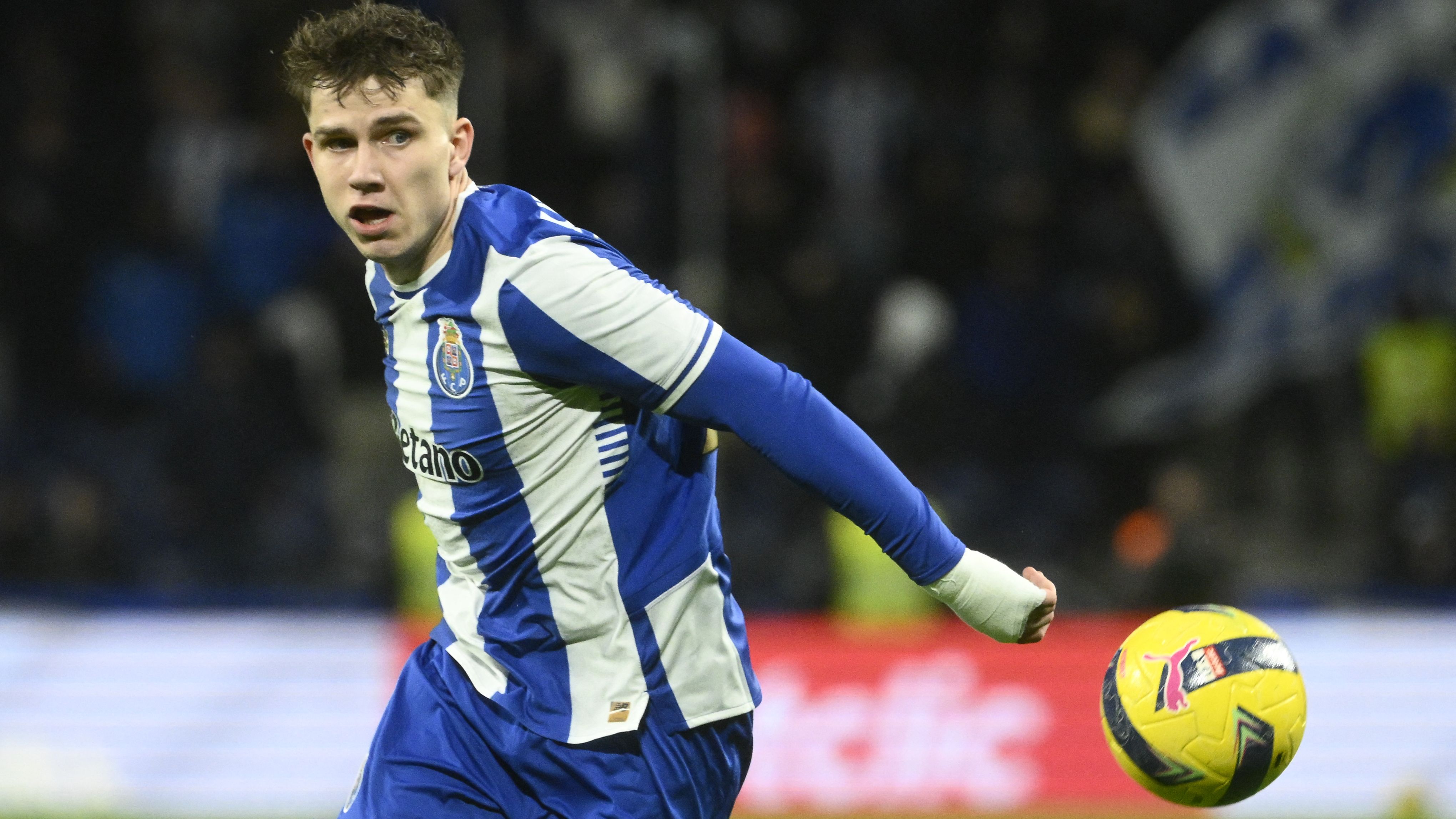 images-v3-getty-2257824611-crop-MM5DIMBYGA5DEMRZGU5G433XMU5DAORSGEZQ====-GettyImages-2257824611