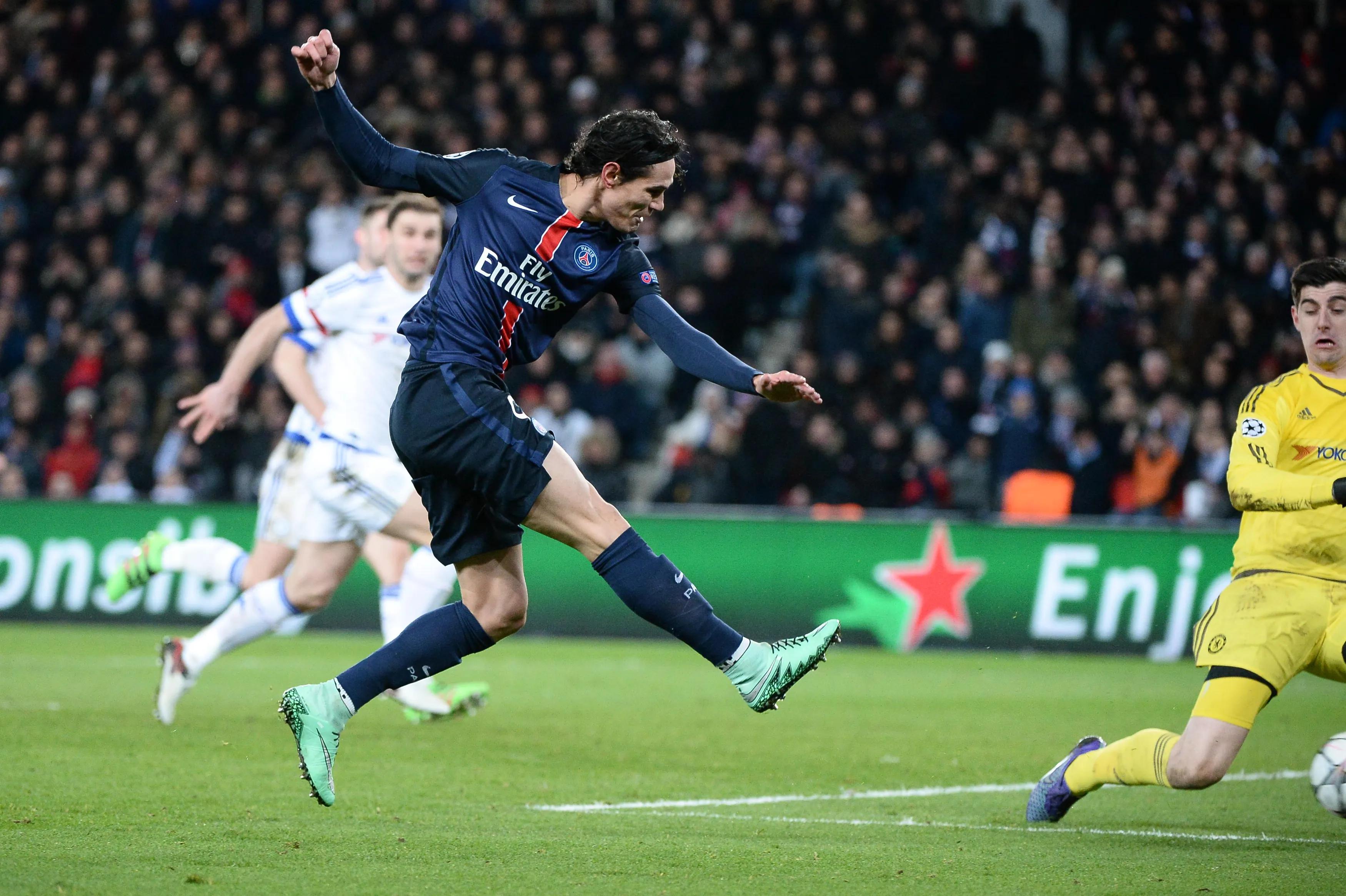 transform-930ed50b-931a-4f44-8116-e6e0d30b4f81-Zlatan-Ibrahimovic-of-PSG-scores-his-team-s-second-goal-past-goalkeeper-Thibaut-Courtois-of-Chelsea