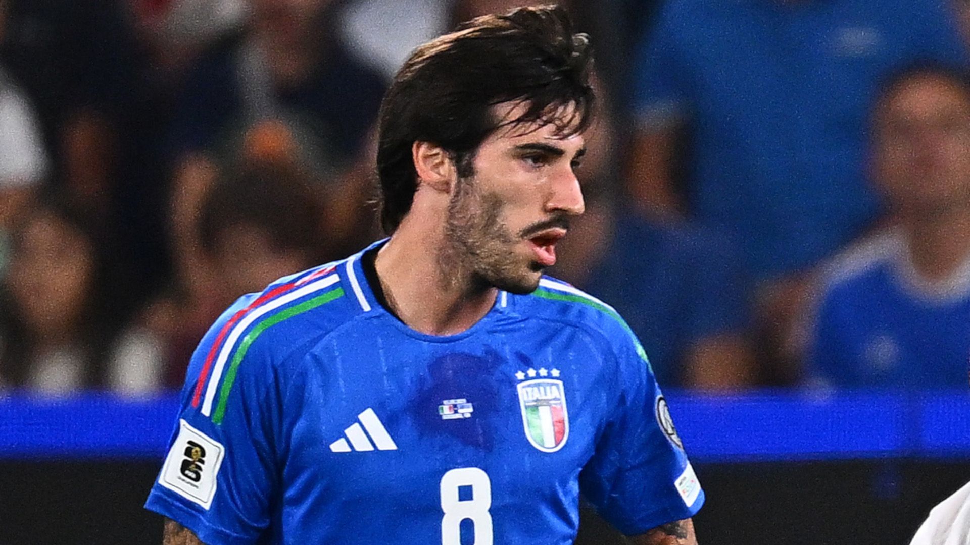 images-v3-blt95d2d87bf9e27919-Tonali.Italia.2025.26