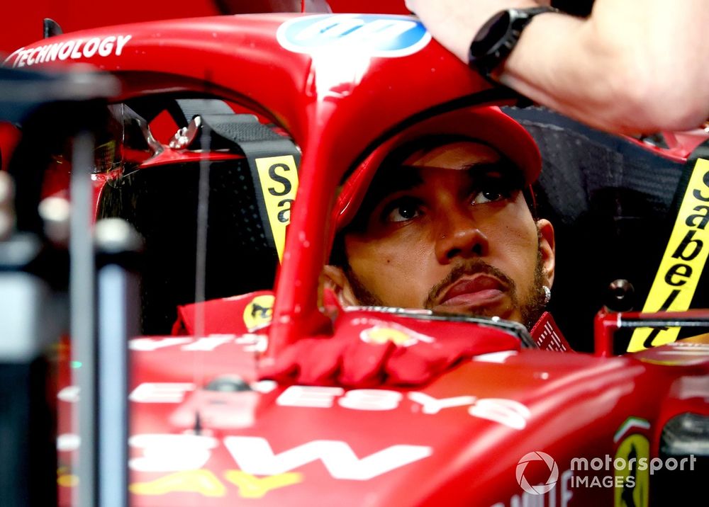 images-mgl-27vdQq30-s1000-lewis-hamilton-ferrari