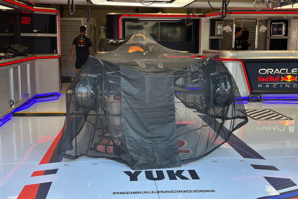 images-mgl-Y99krKGY-s1000-car-of-yuki-tsunoda-red-bull-r