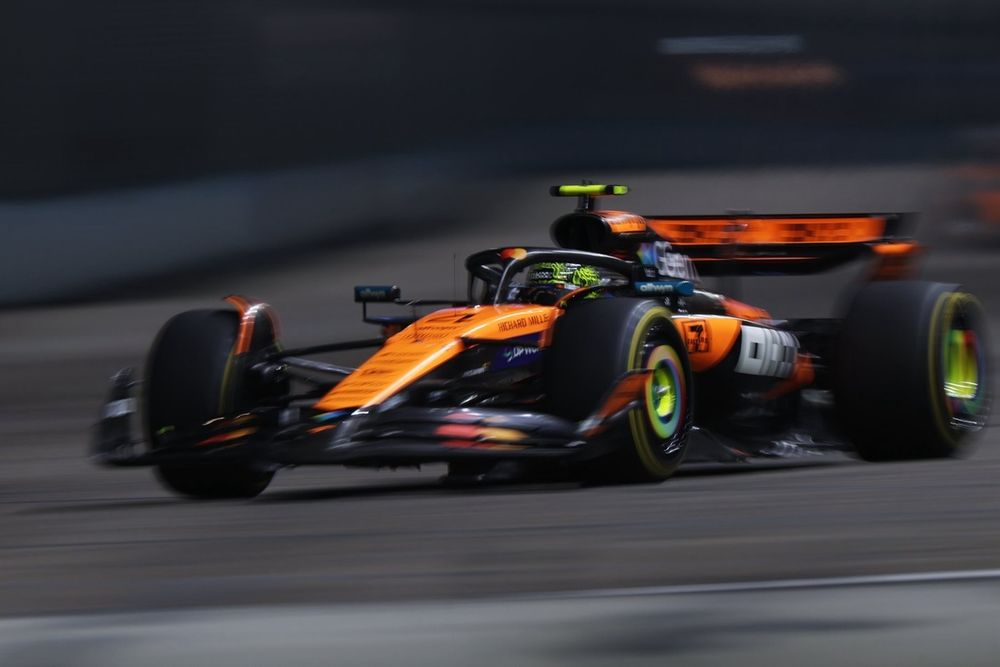 images-mgl-6AErQ1k6-s1000-lando-norris-mclaren
