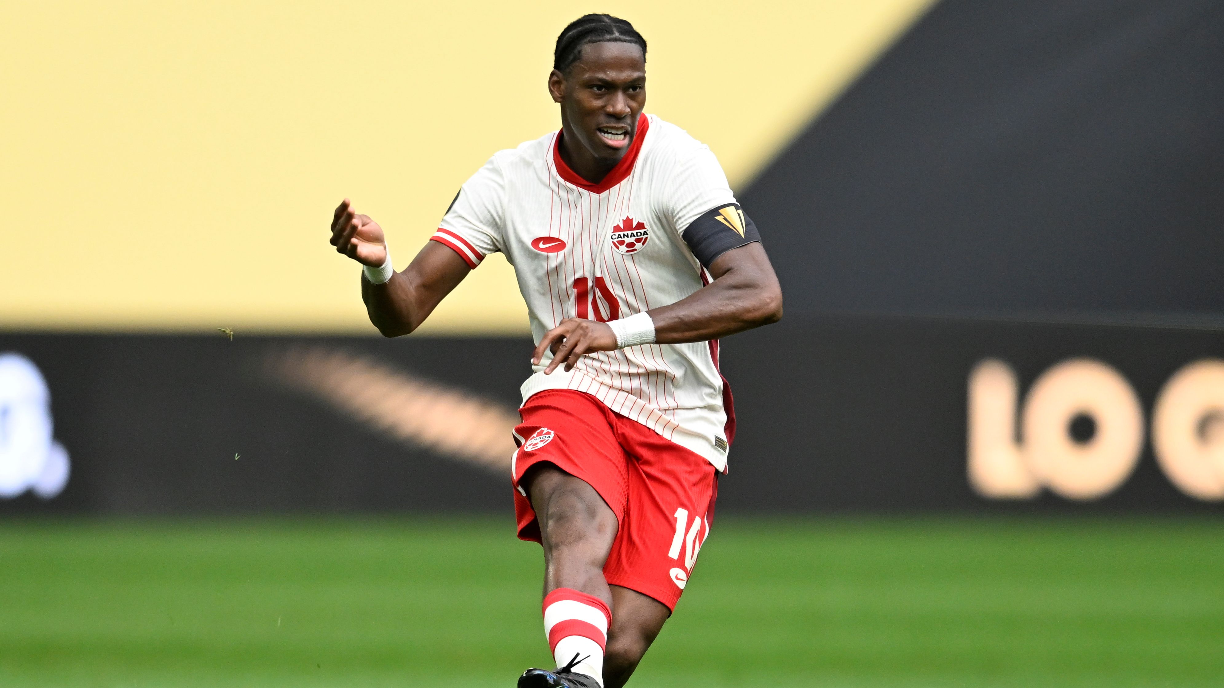 images-v3-getty-2222303888-crop-MM5DGOJYGI5DEMRUGA5G433XMU5DCNBVHI4TS===-GettyImages-2222303888