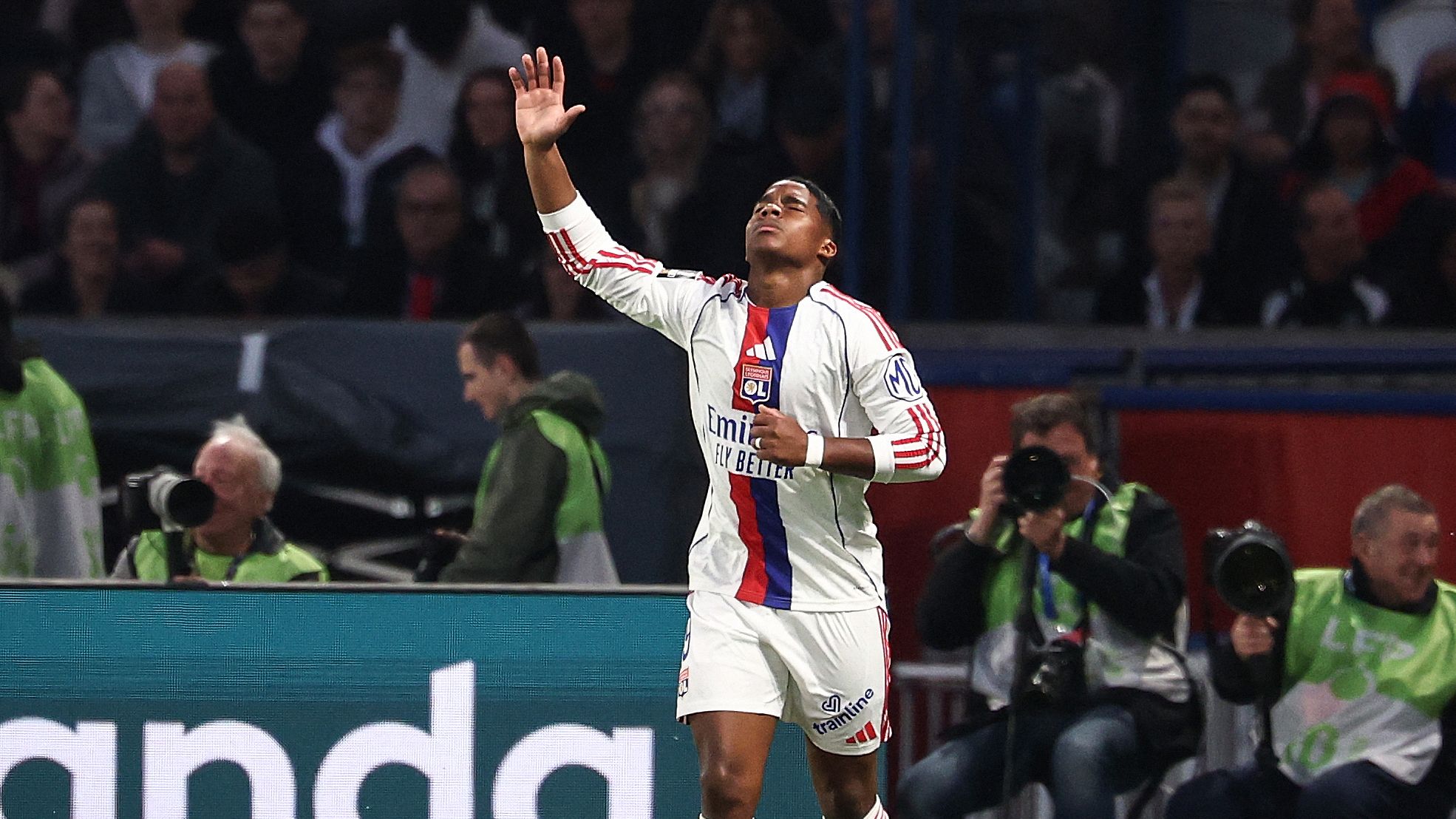 images-v3-getty-2271579312-crop-MM5DCOJXGA5DCMJQHA5G433XMU5DIOJTHIYTEMQ=-GettyImages-2271579312