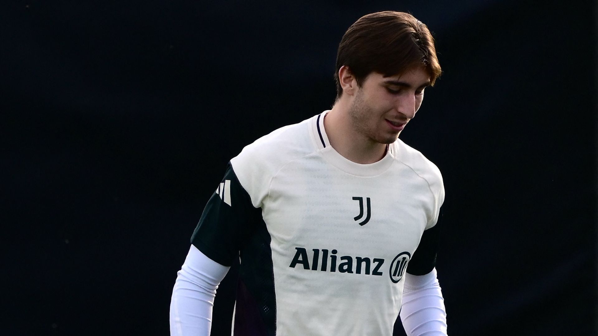 images-v3-blt29c9dc05426a08e3-GettyImages-2244354955(1)