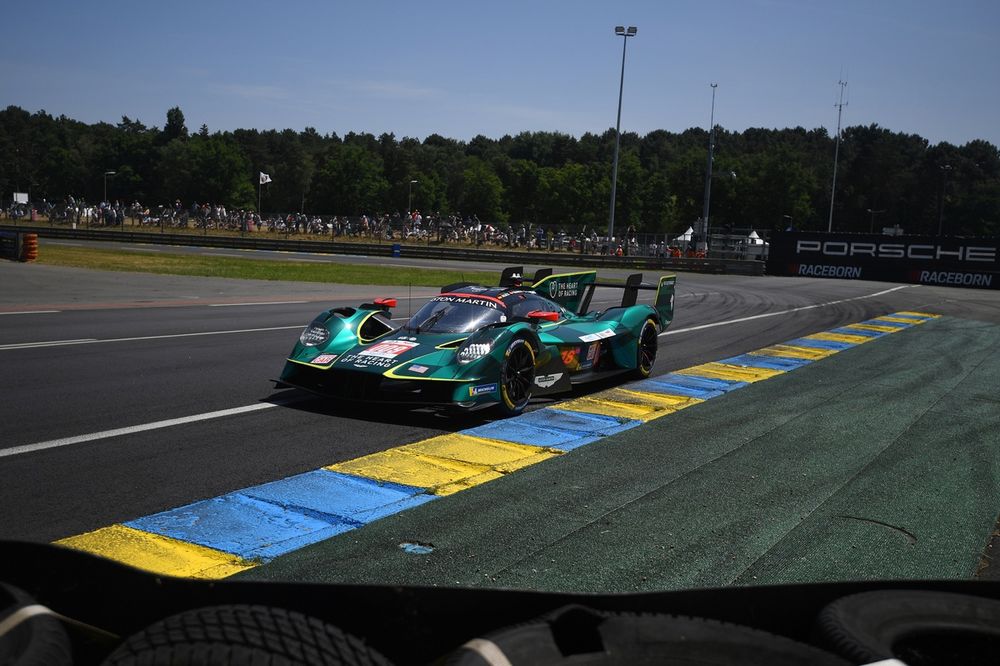 images-mgl-63vbBqgY-s1000-009-aston-martin-thor-team-ast