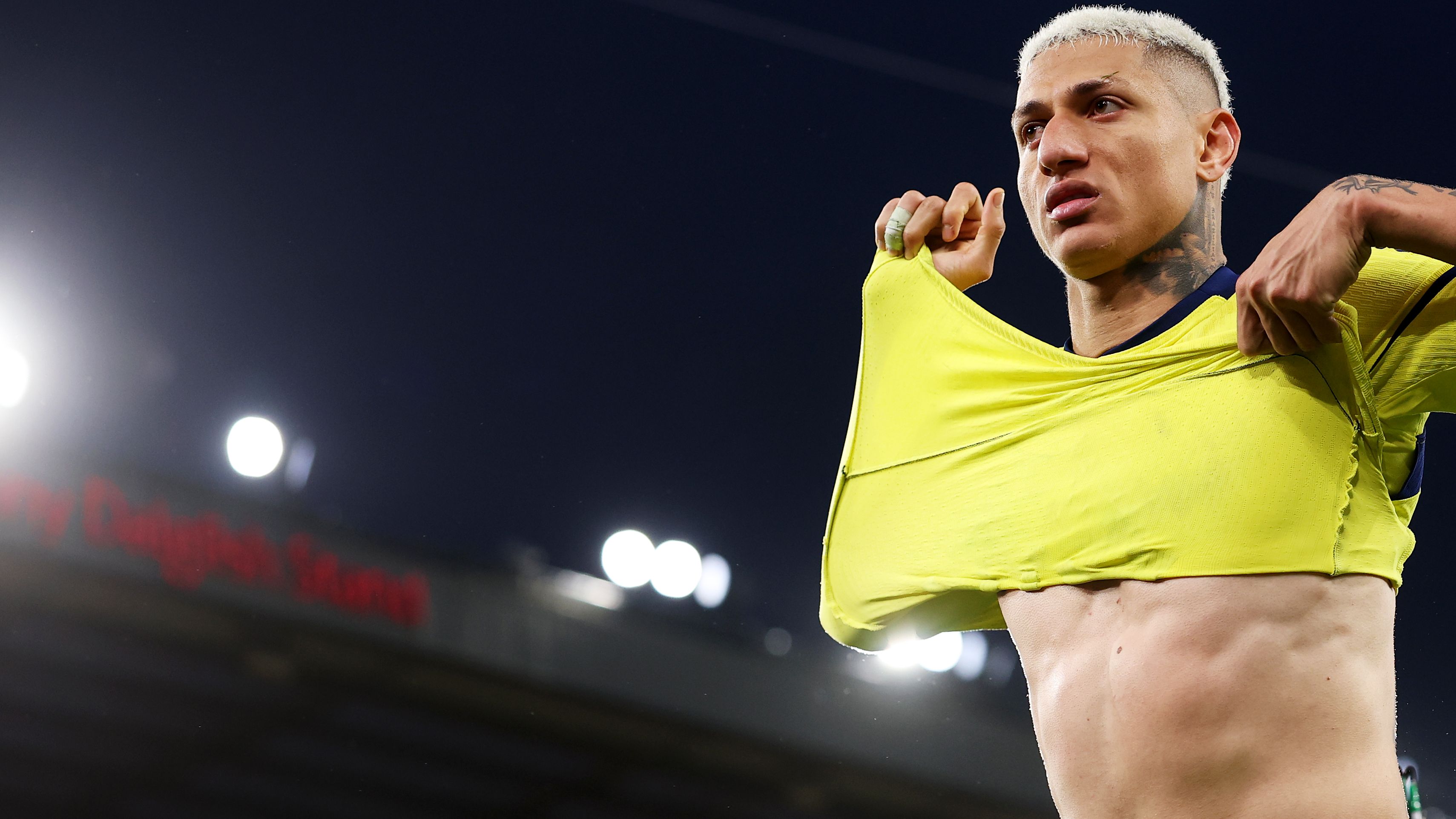 images-v3-getty-2266660631-crop-MM5DGNBRHE5DCOJSGM5G433XMU5DAORRG44A====-GettyImages-2266660631