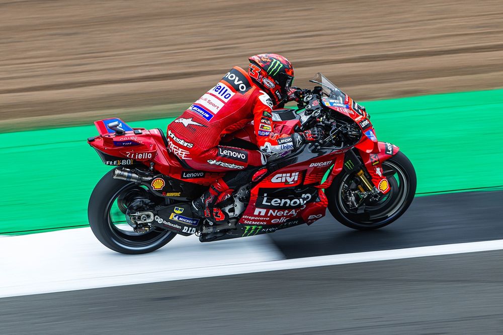images-mgl-YW78q1yY-s1000-francesco-bagnaia-ducati-team