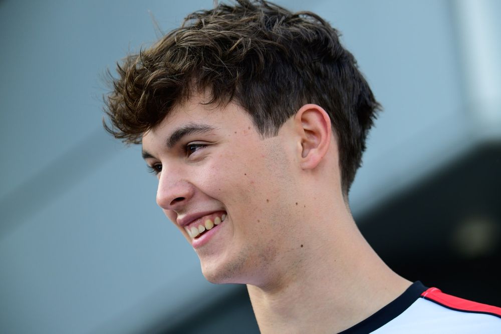 images-mgl-254MrX90-s1000-oliver-bearman-haas-f1-team