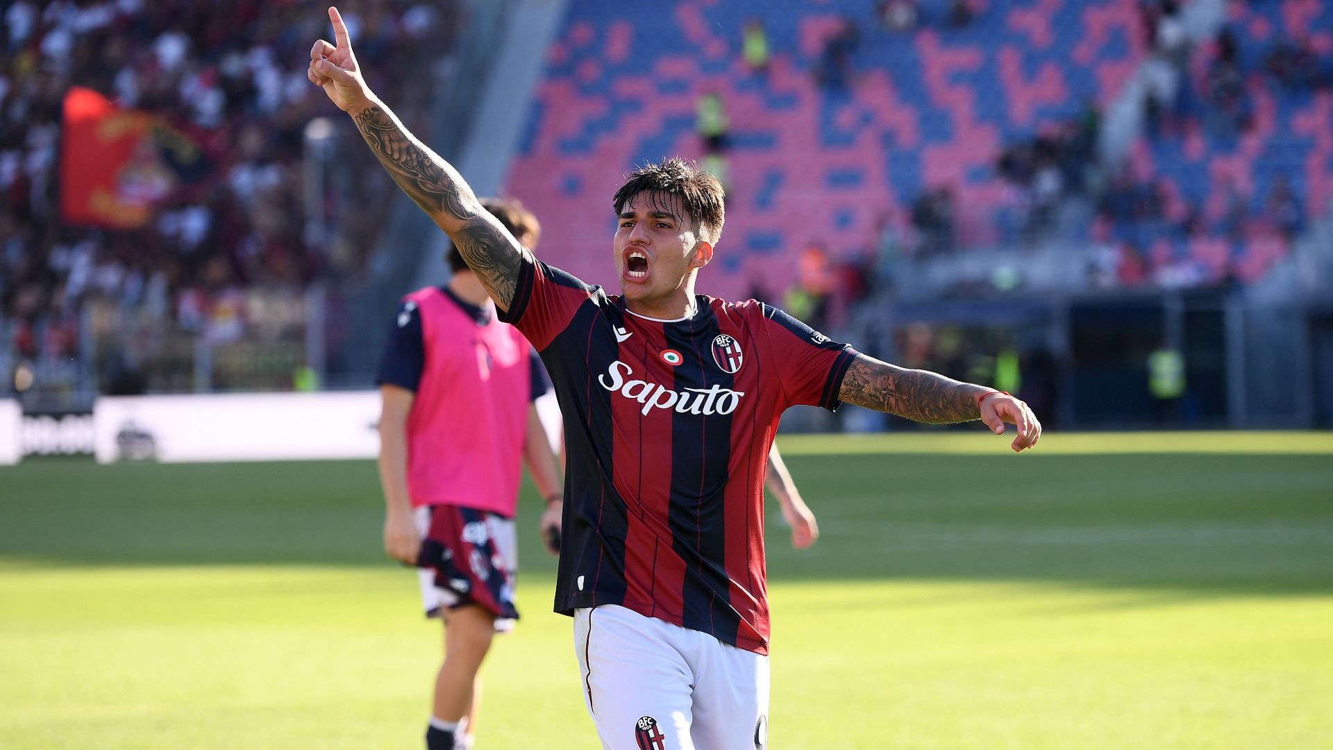 images-v3-blt467f4a57a454fba5-Santiago%20Castro%20Bologna