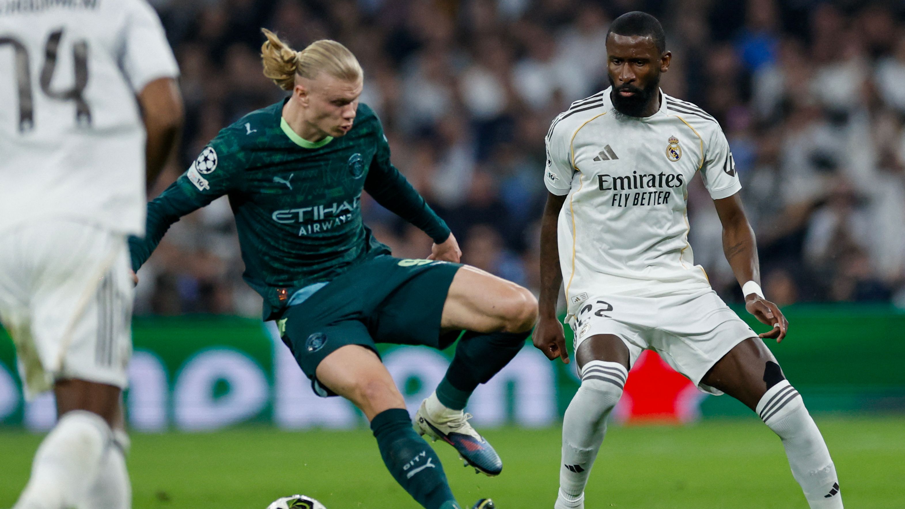 images-v3-getty-2265458188-crop-MM5DGMJUGI5DCNZWG45G433XMU5DAORUGQ======-GettyImages-2265458188