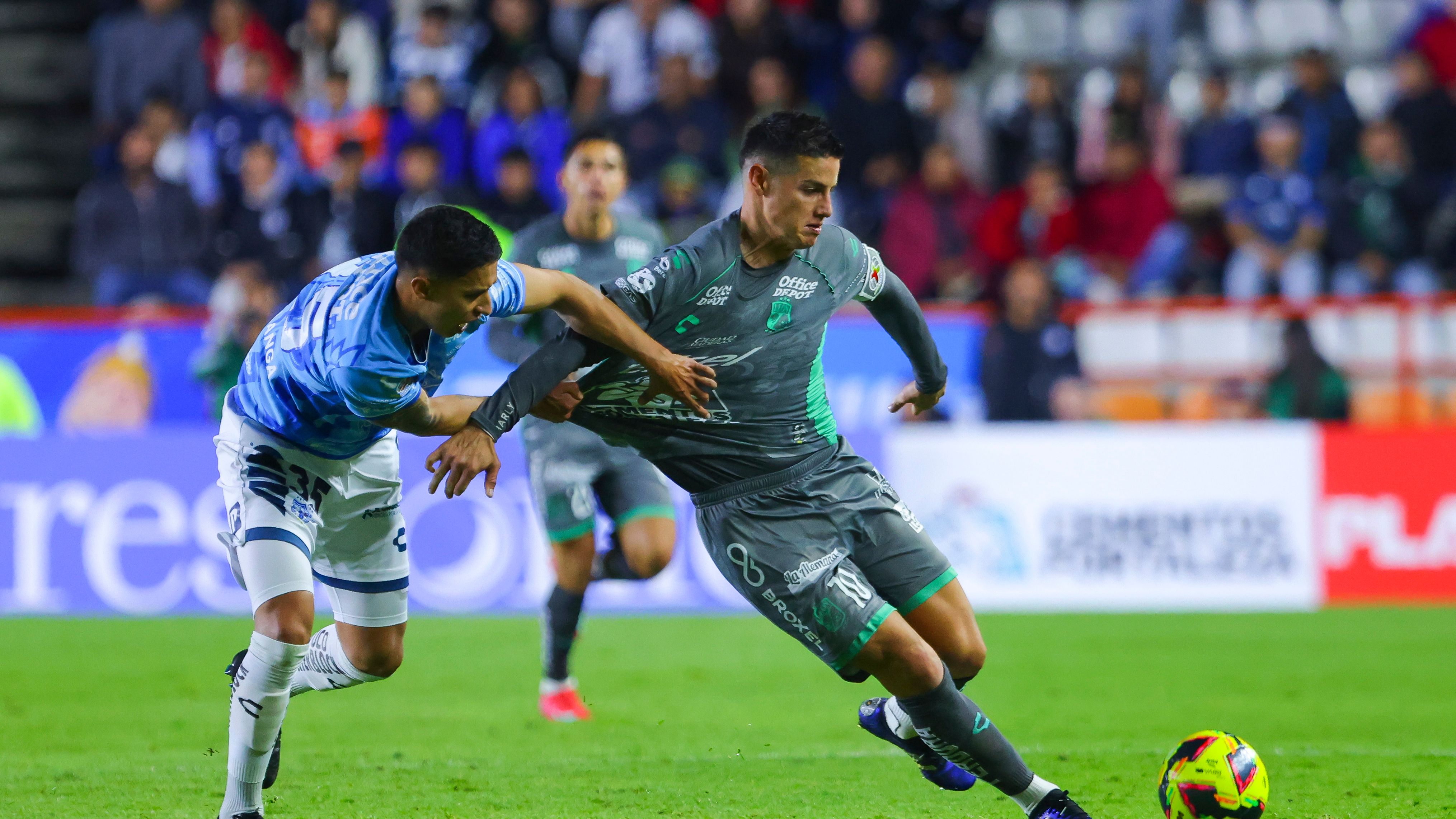 images-v3-getty-2197910006-crop-MM5DIMBVHA5DEMRYGM5G433XMU5DAORSGEZA====-GettyImages-2197910006