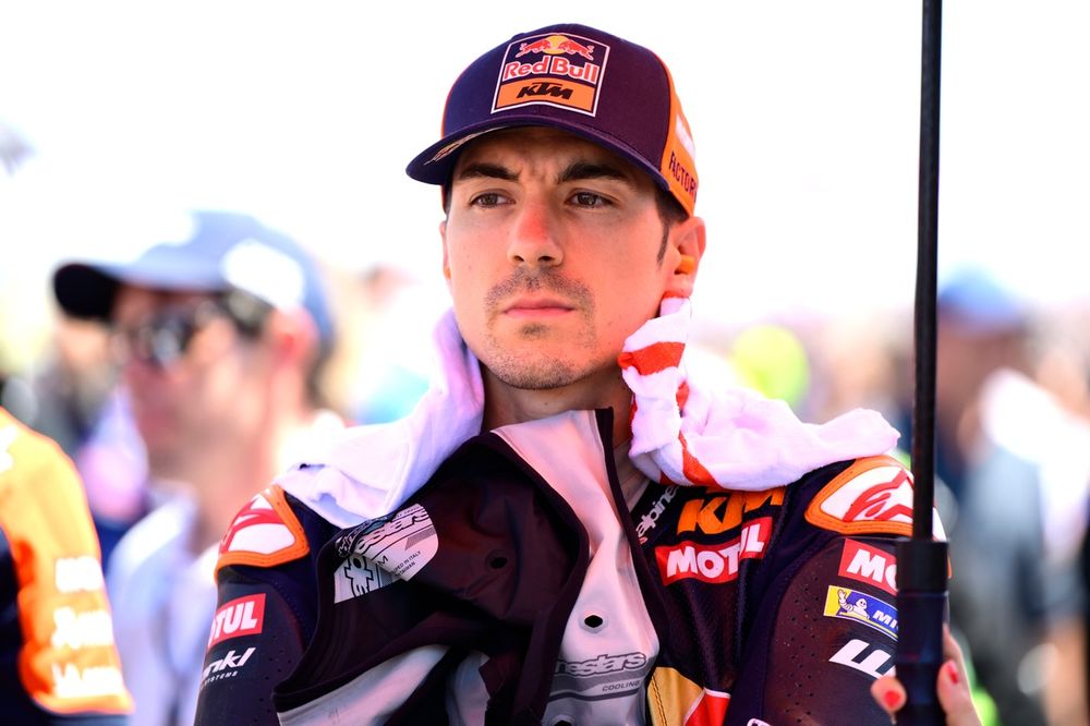 images-mgl-2wBNQzb0-s1000-maverick-vinales-red-bull-ktm-