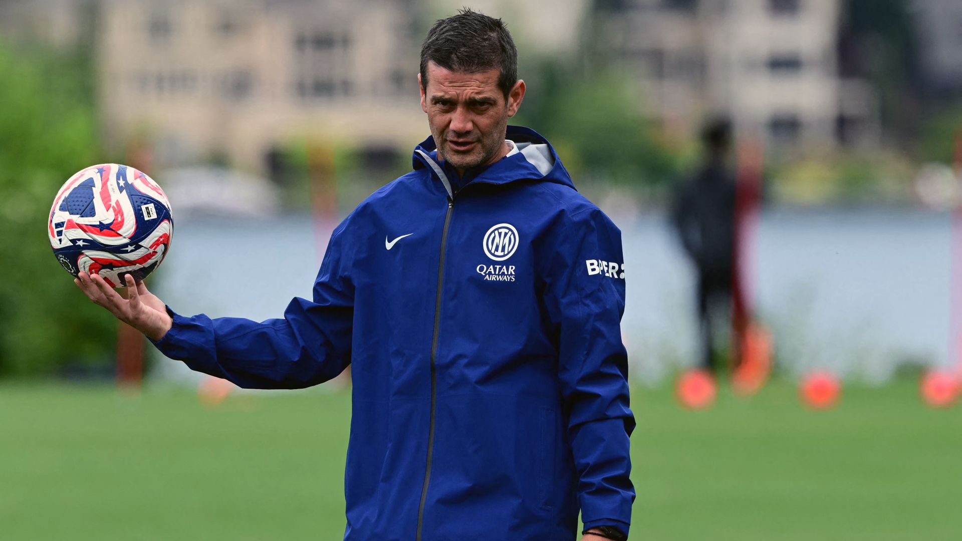 images-v3-bltd8f1e2138e1f94b9-Cristian%20Chivu%20Inter