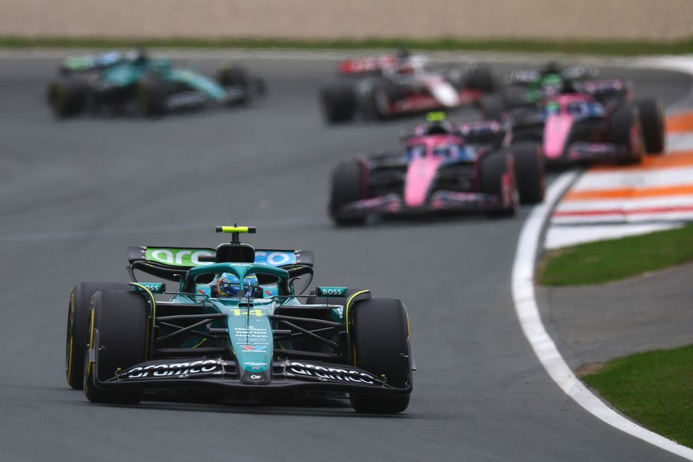 images-mgl-2jX4d5q6-s1000-fernando-alonso-aston-martin-r