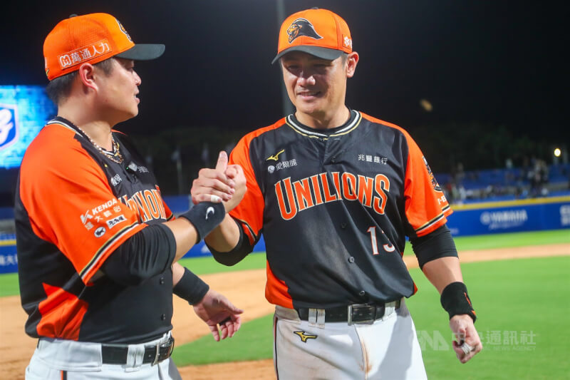 www-WebPhotos-800-20250920-2000x1333_wmky_97384821932659_202508130246000000