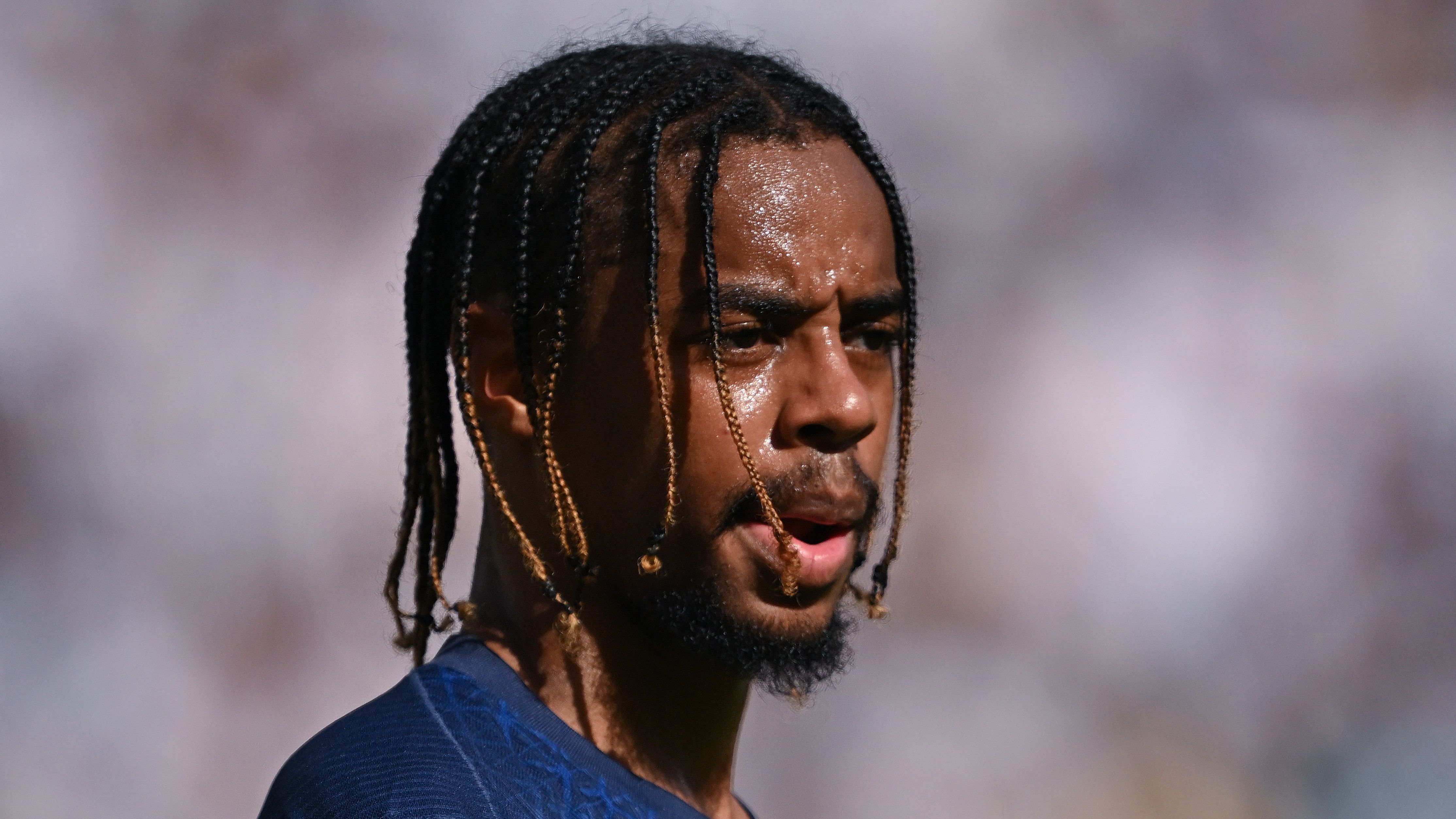 images-v3-getty-2224402427-crop-MM5DINBVGU5DENJQGY5G433XMU5DEORZGY======-GettyImages-2224402427