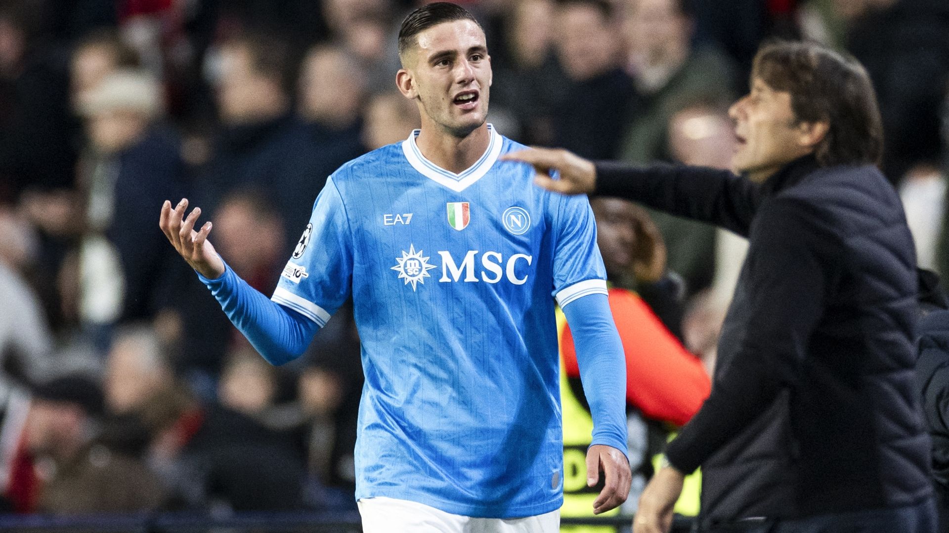 images-v3-bltad07441e86898a3d-Lucca%20Napoli