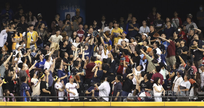 www-WebPhotos-800-20250720-2000x1064_wmky_55523939094728_202507200133000000