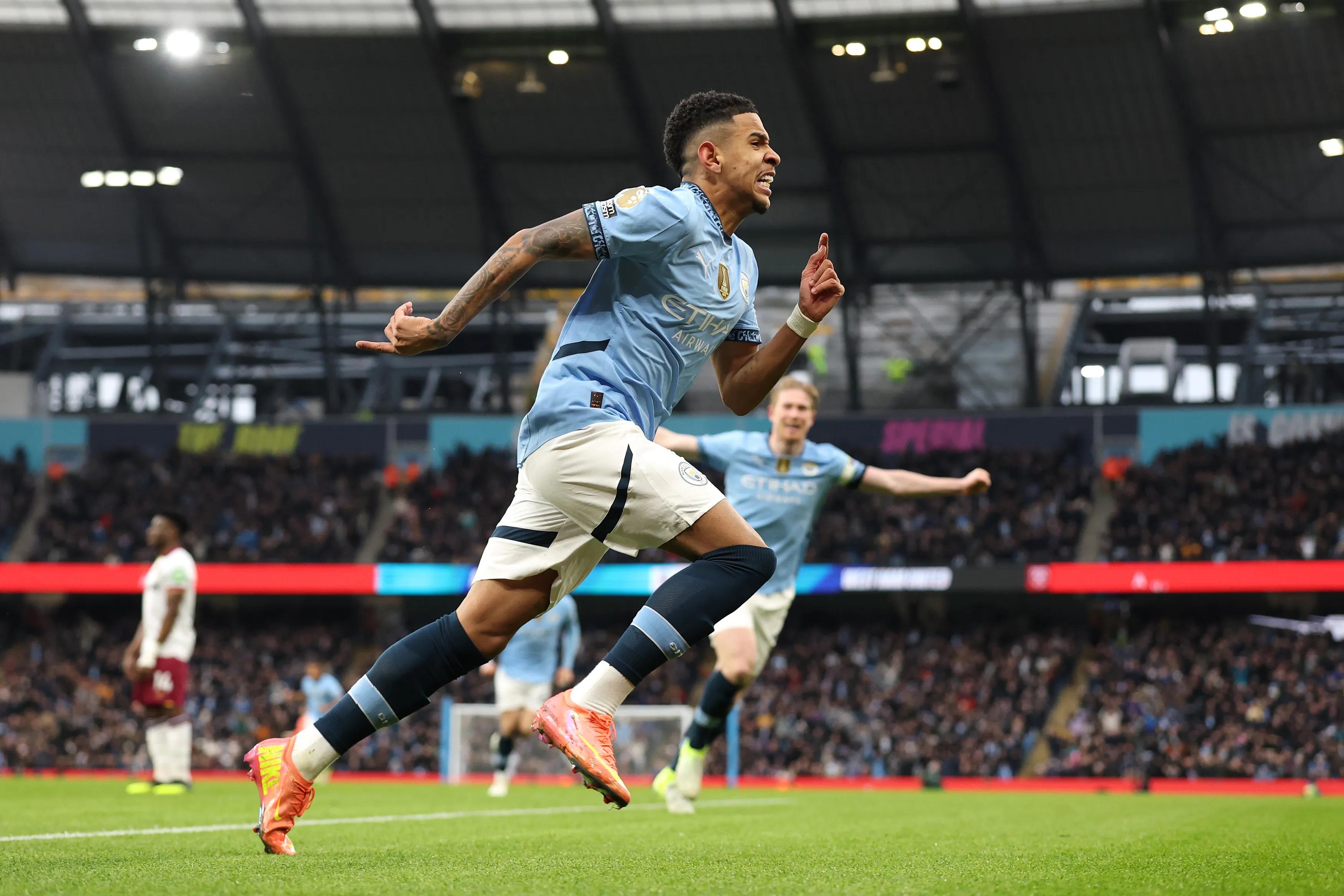 transform-17ef5986-38fa-4631-85c7-7ed5e24e78ac-FCWC-2025-Argentina-2023-stars-210125