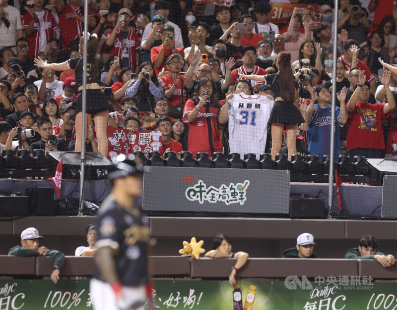 www-WebPhotos-800-20250906-2000x1566_wmky_46626090600757_202509060129000000