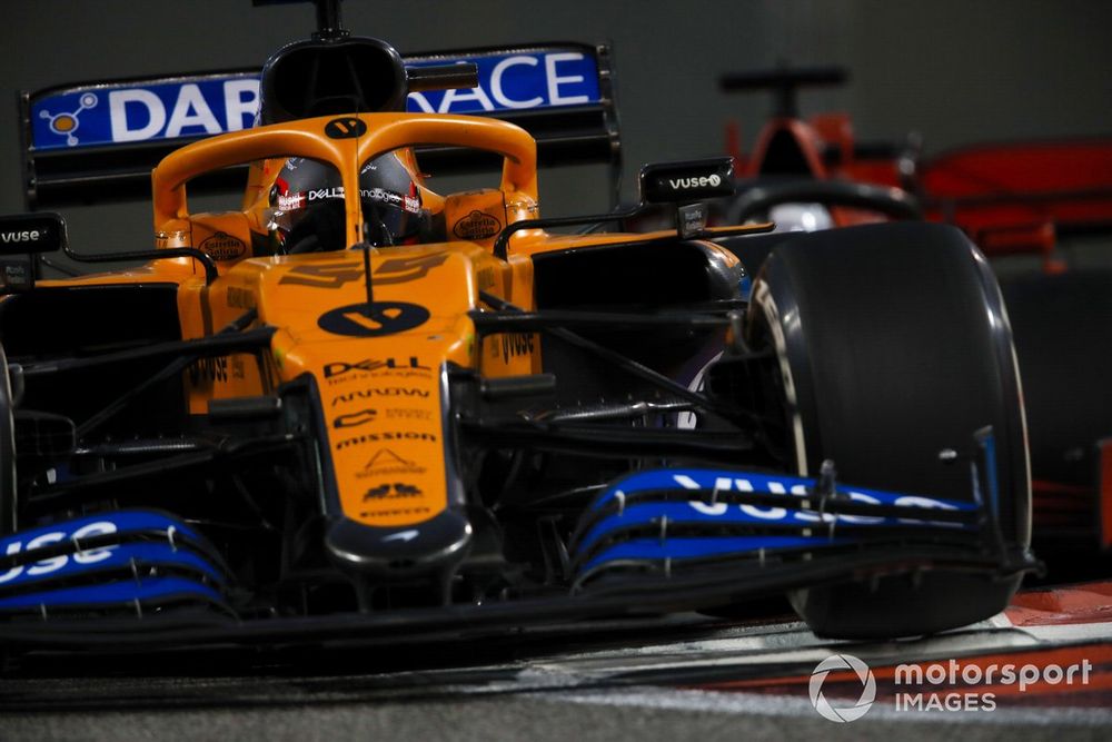 images-mgl-0oOWlP10-s1000-carlos-sainz-jr-mclaren-mcl35-1