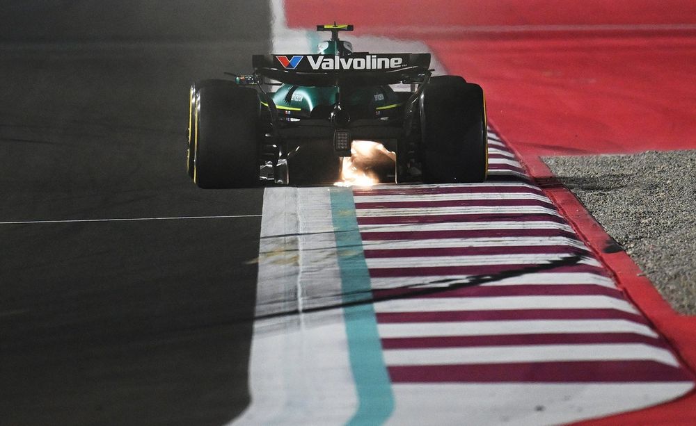 images-mgl-6DGqGjxY-s1000-fernando-alonso-aston-martin-r