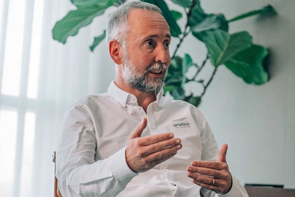 images-mgl-0rGX3j52-s1000-enrico-cardile-aston-martin-ra