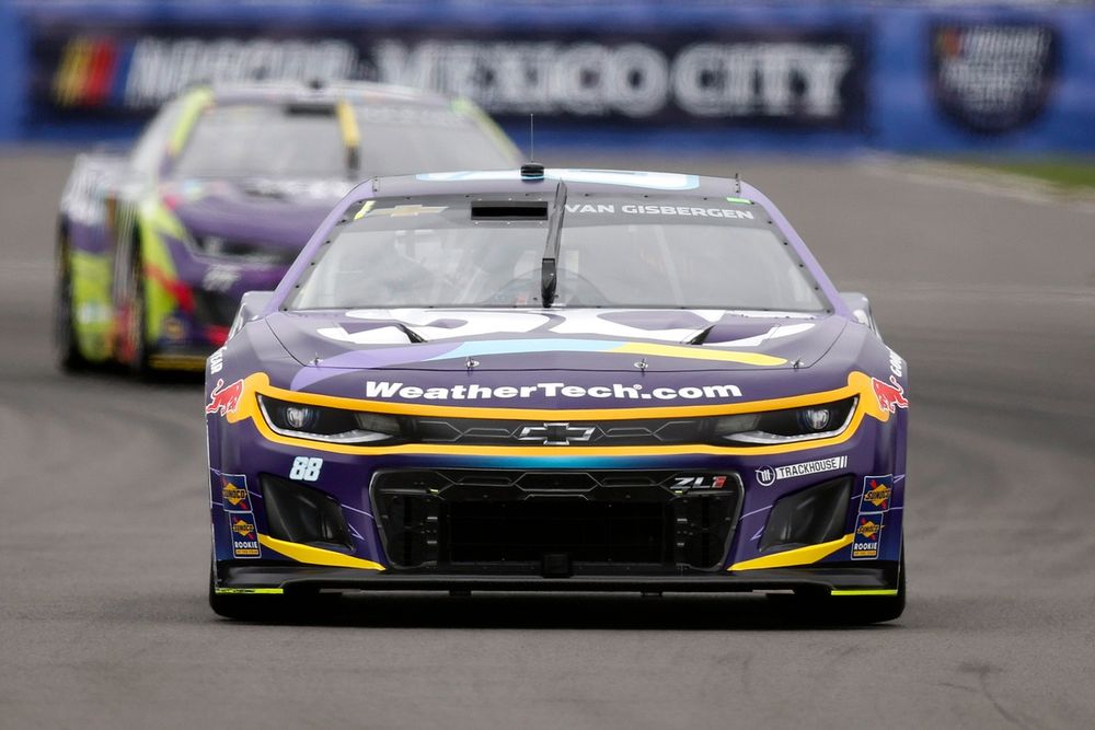 images-mgl-0L1NgBg2-s1000-shane-van-gisbergen-trackhouse