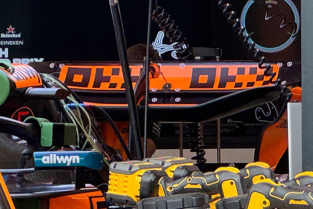 images-mgl-0mbBGZM2-s1000-dettaglio-tecnico-mclaren