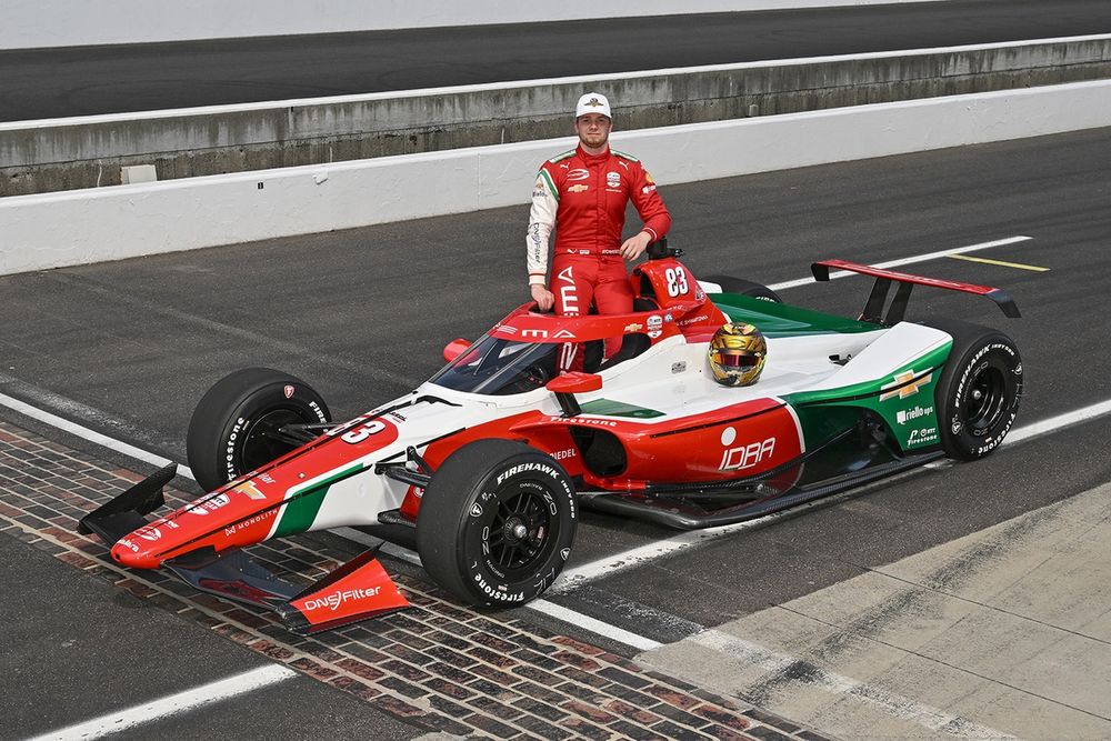 images-mgl-6zQGPmaY-s1000-robert-shwartzman-prema-racing-2