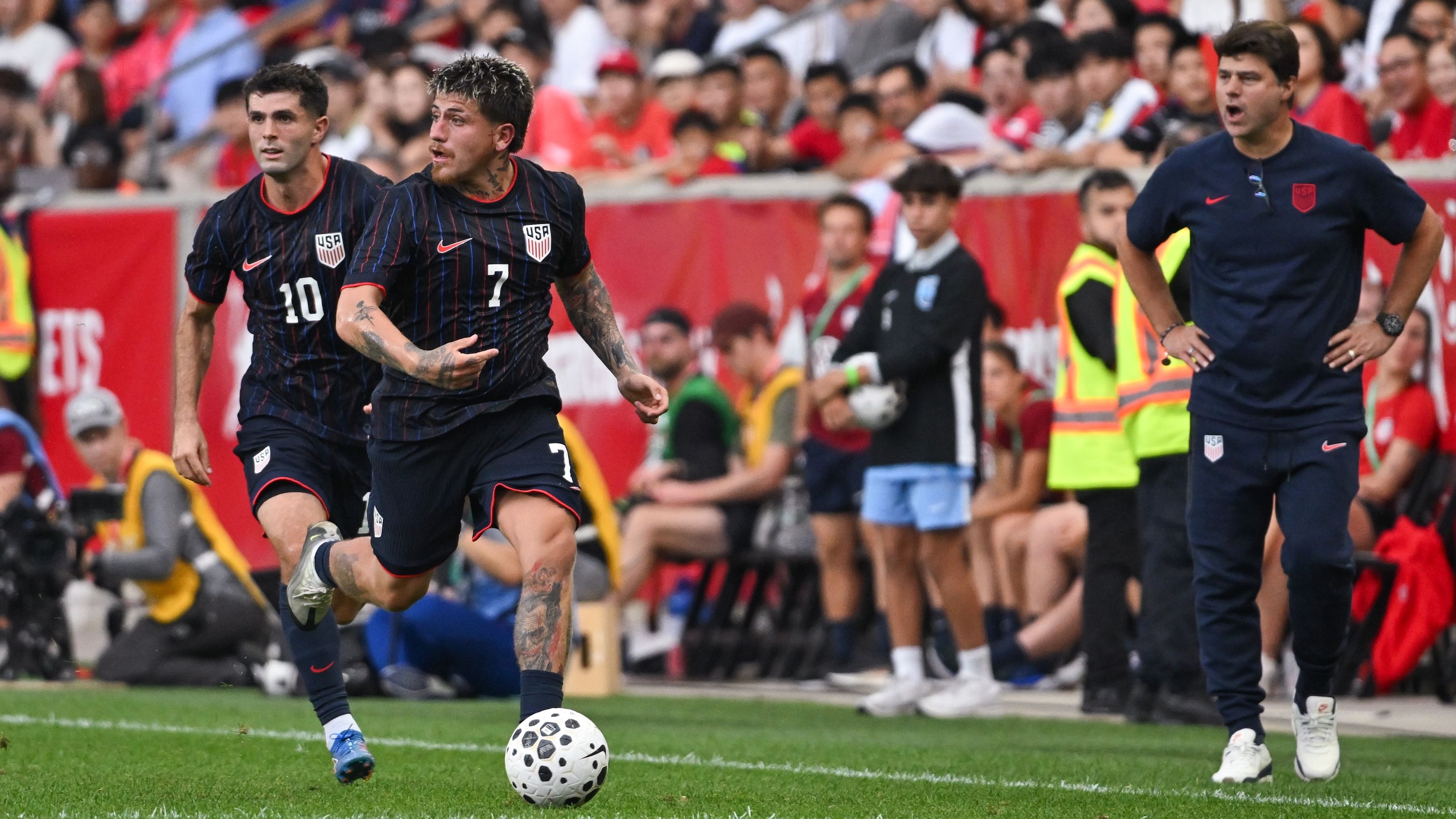 images-v3-bltf8aeaf090895611e-poch-luna