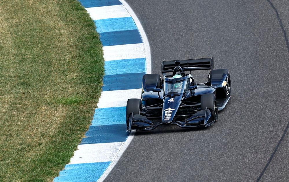 images-mgl-2d1kZKpY-s1000-caio-collet-aj-foyt-racing-che