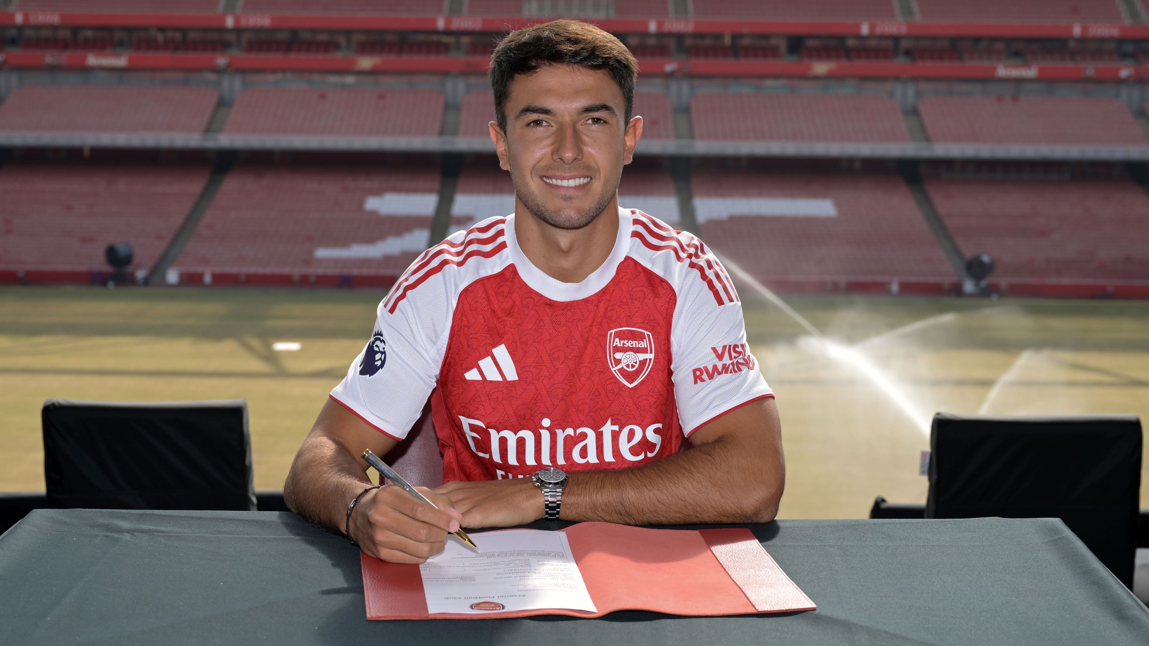 images-v3-bltba8e2d966e3404aa-crop-MM5DGOJWHA5DEMRTGI5G433XMU5DKNJUHI4TQMI=-GettyImages-2223782028