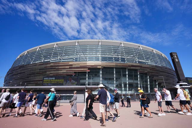 v2-image-production-38a9d5a43c3d3ea4416702b65e9c8403Y29udGVudHNlYXJjaGFwaSwxNzYzNzk4NzM1-2.82497434