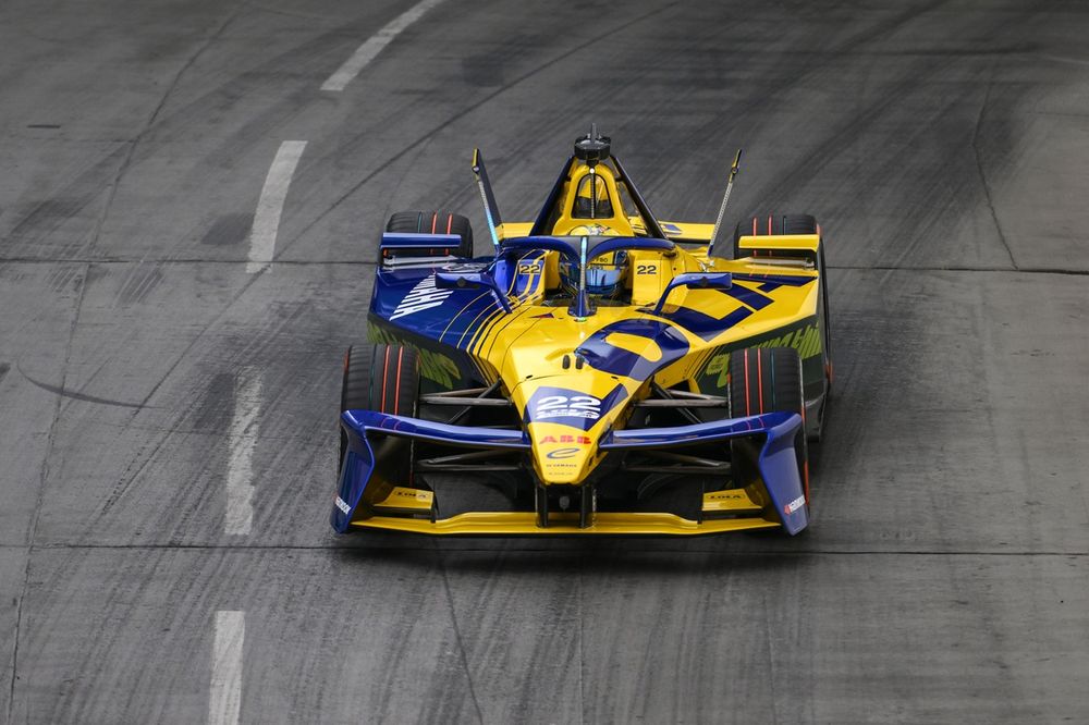 images-mgl-0mbBJaG2-s1000-zane-maloney-lola-yamaha-abt-f