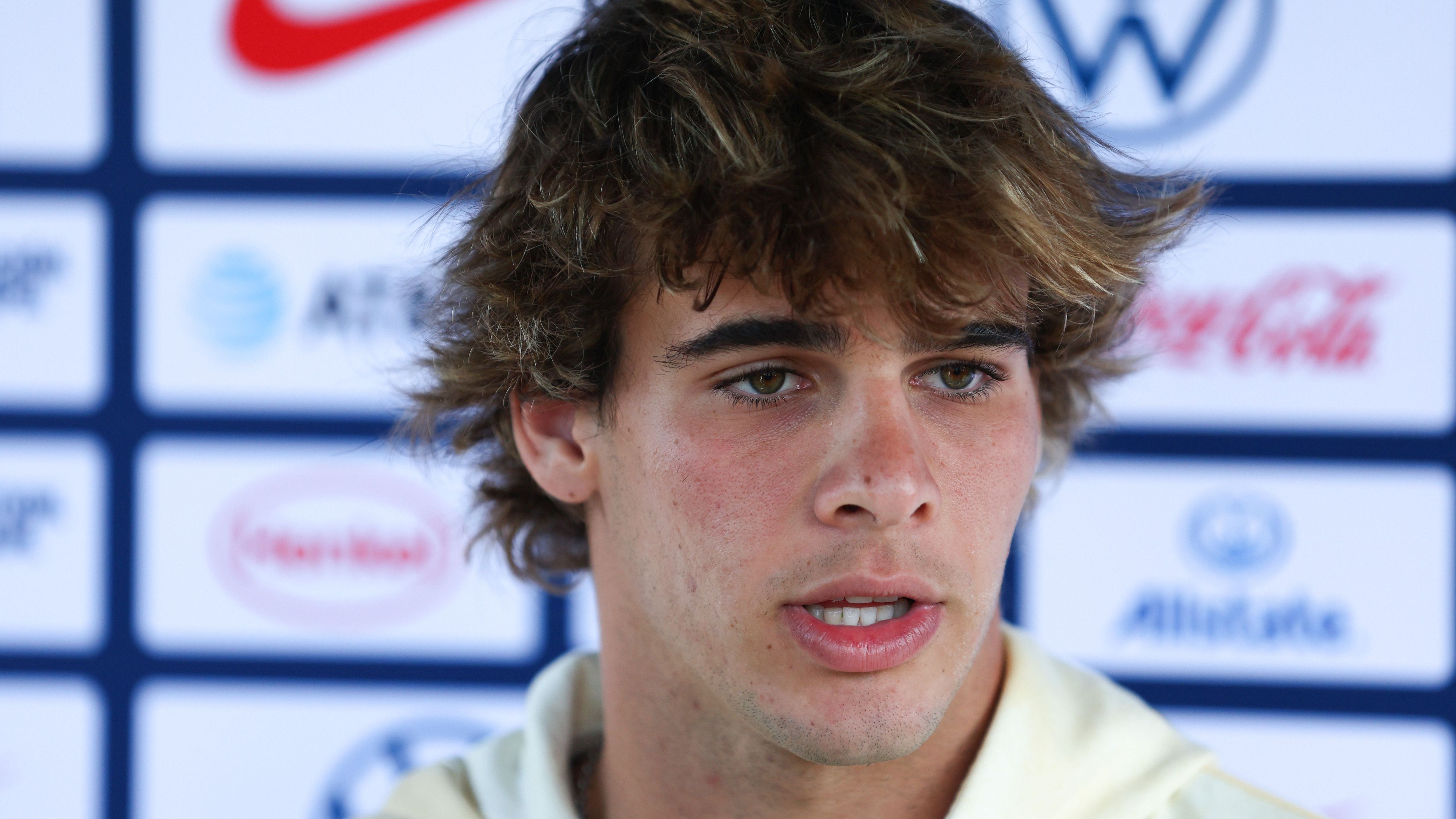 images-v3-getty-2193741556-crop-MM5DKMBQGU5DEOBRGU5G433XMU5DAORSGYYA====-GettyImages-2193741556