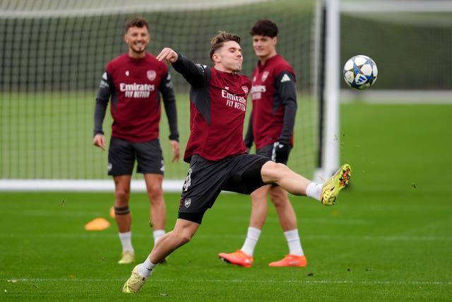 v2-image-production-582988f7436c94c8052736f5257bdae4Y29udGVudHNlYXJjaGFwaSwxNzY1NjM0NTUz-2.82729827