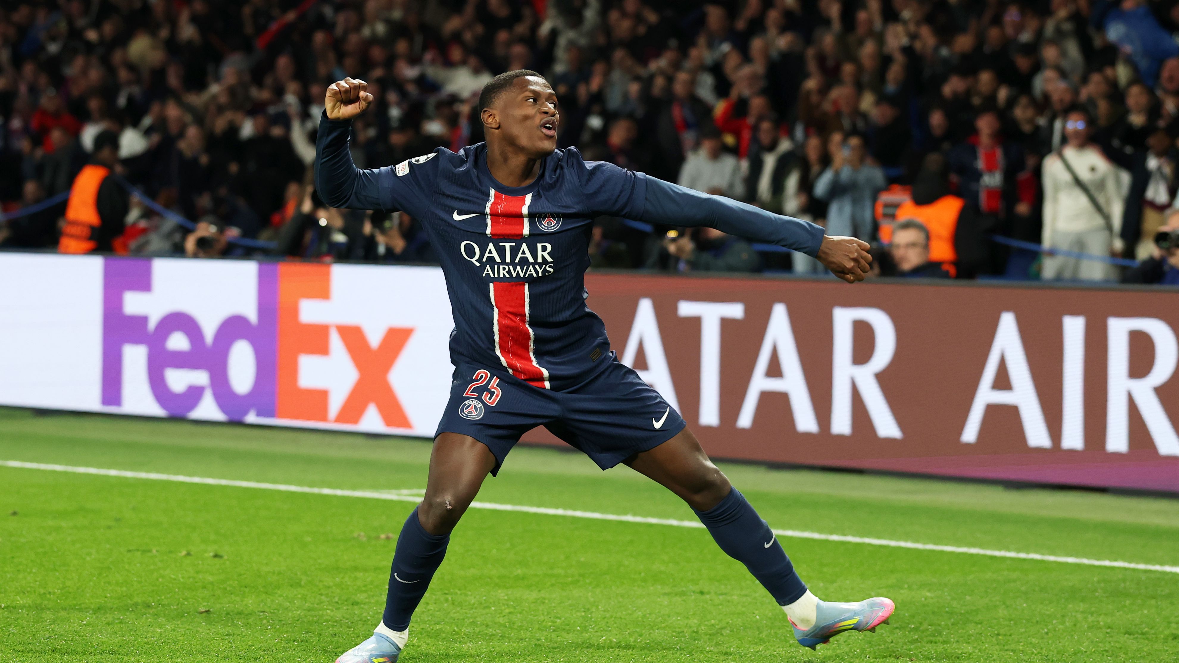 images-v3-getty-2209425798-crop-MM5DGOJWGE5DEMRSHA5G433XMU5DAORSGA3A====-GettyImages-2209425798