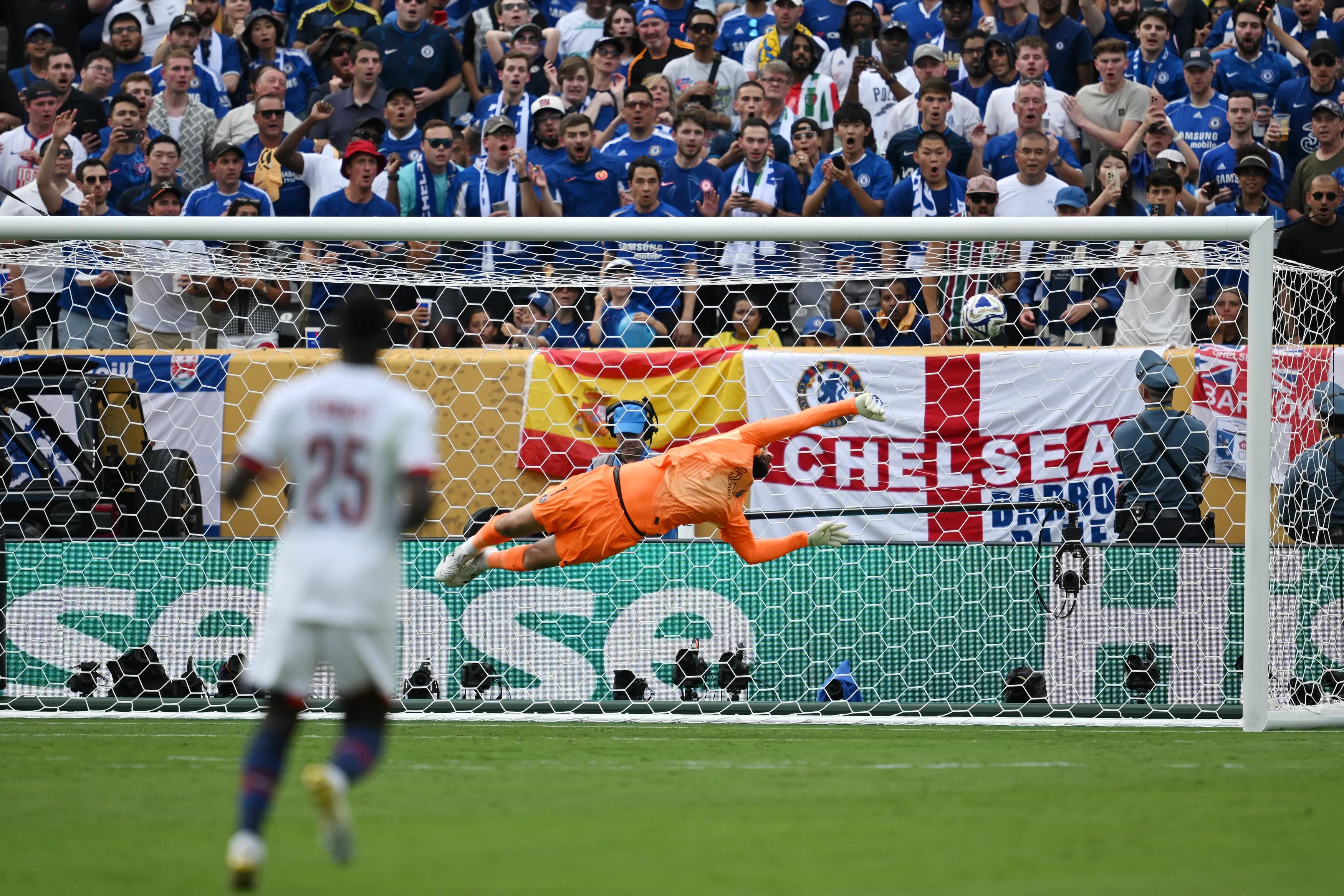 transform-00f84ac4-c67b-4010-a314-5651e25c0346-Gianluigi-Donnarumma-save