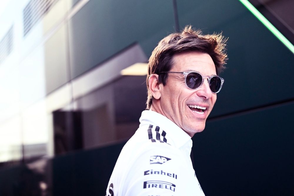 images-mgl-0RrQgVB0-s1000-toto-wolff-mercedes