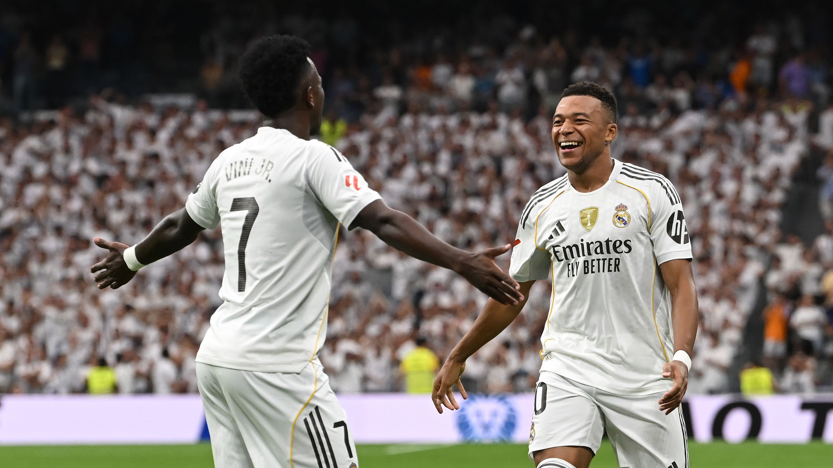 images-v3-getty-2236427382-crop-MM5DEOBWGQ5DCNRRGE5G433XMU5DKMZQHIYTKOA=-GettyImages-2236427382