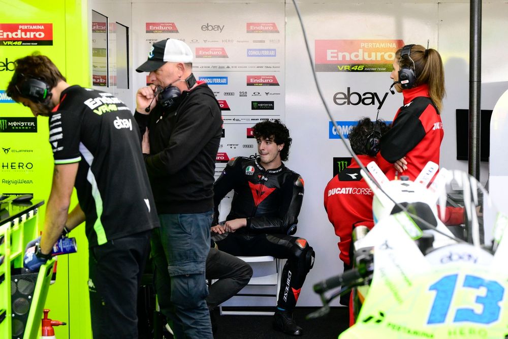 images-mgl-63QmkMJ2-s1000-celestino-vietti-vr46-racing-t