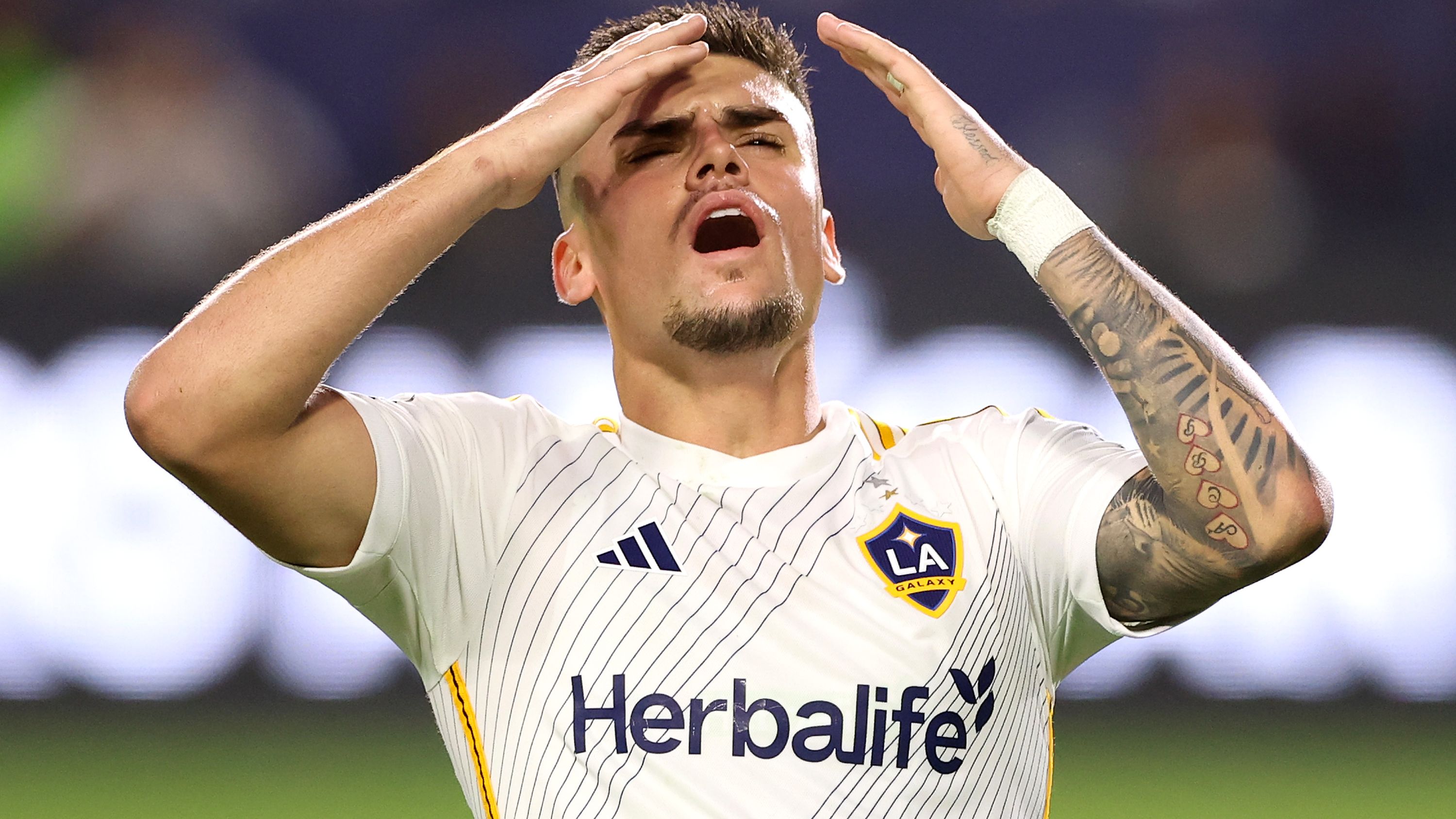 images-v3-getty-2215810886-crop-MM5DGMBQGA5DCNRYHA5G433XMU5DAORRGU3A====-GettyImages-2215810886