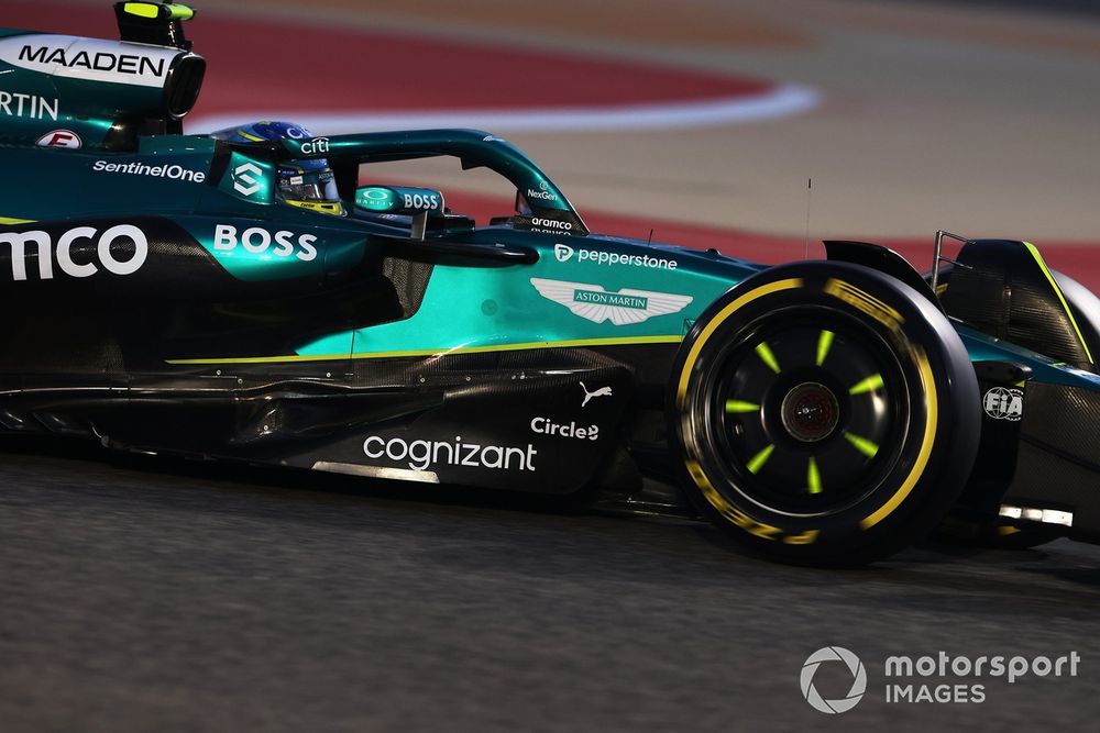 images-mgl-6D1JJk70-s1000-fernando-alonso-aston-martin-r