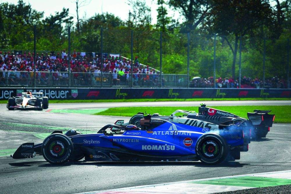 images-mgl-6zQGGMkY-s1000-carlos-sainz-williams-fw47-and